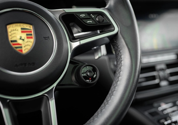 Porsche Macan cena 335900 przebieg: 105910, rok produkcji 2020 z Cedynia małe 379